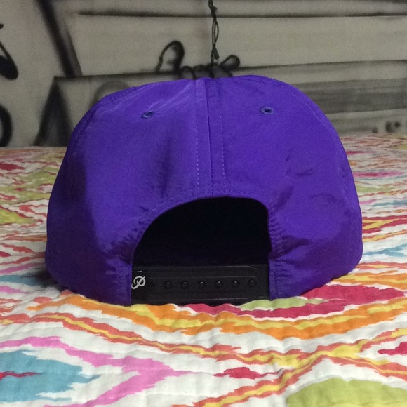 Primitive SnapBack - Picture 2 of 5